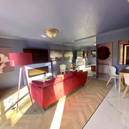 Luxury Paris La Vie En Rose Jacuzzi Terrasse Parking Apartment Ngoại thất bức ảnh