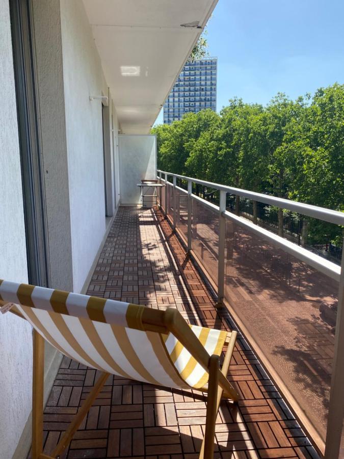 Luxury Paris La Vie En Rose Jacuzzi Terrasse Parking Apartment Ngoại thất bức ảnh